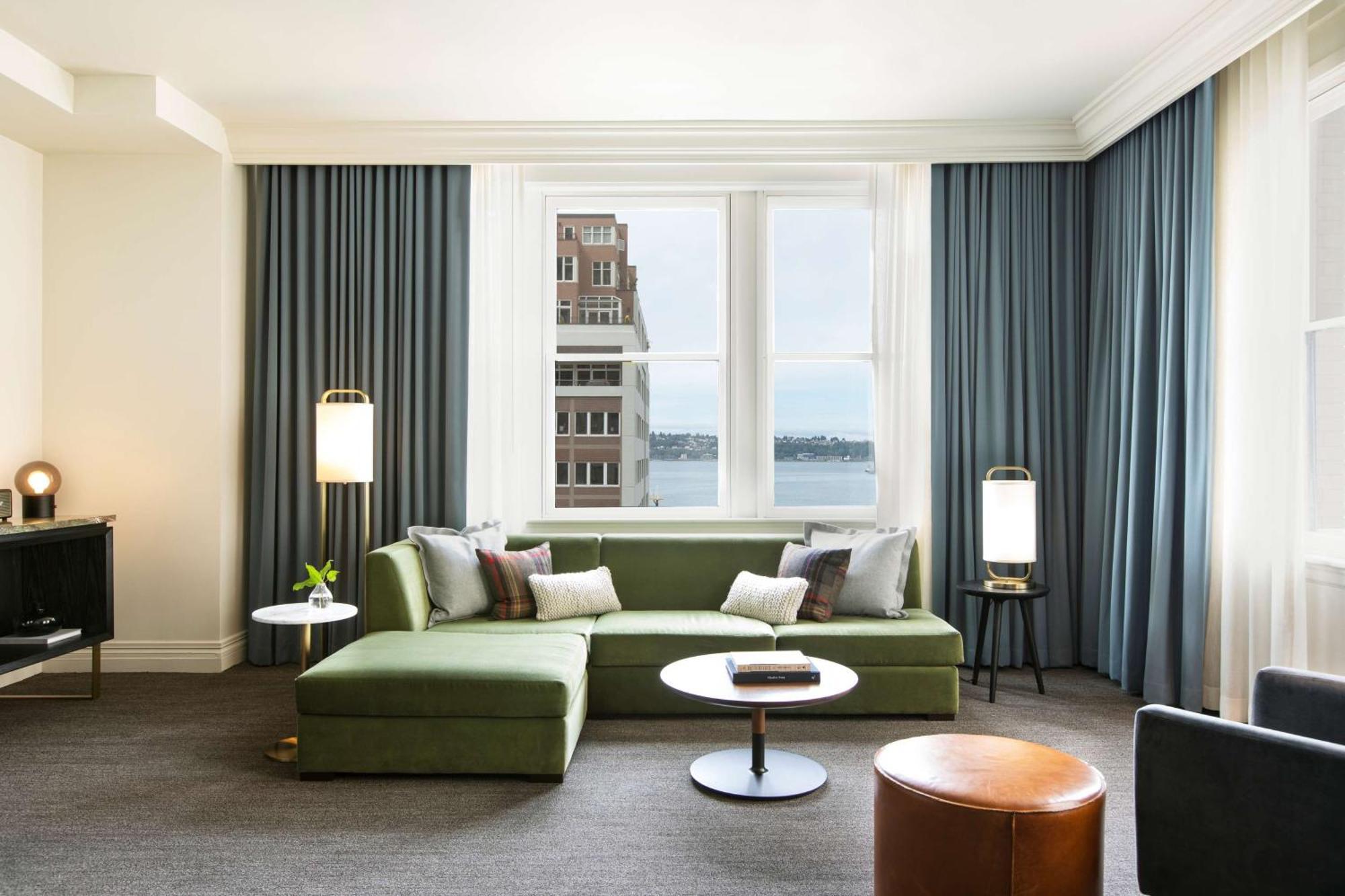 One-Bedroom Suite Sound View